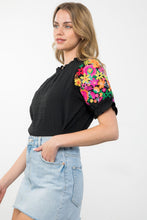 Load image into Gallery viewer, THML Wildflower Puff Sleeve Black Top
