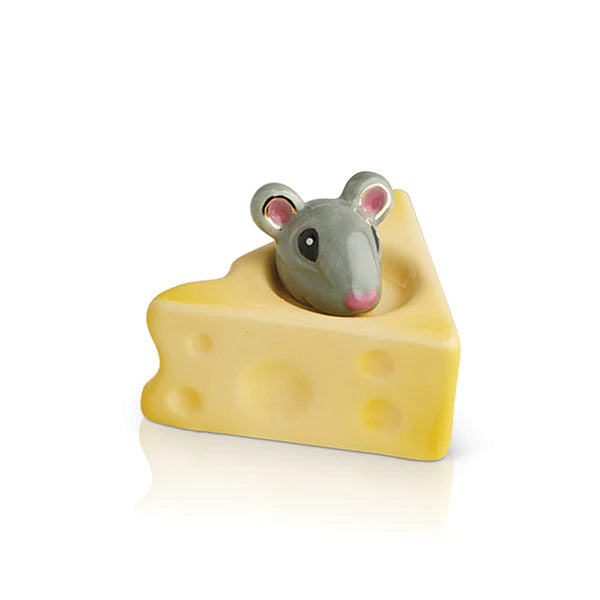 Mouse in Cheese